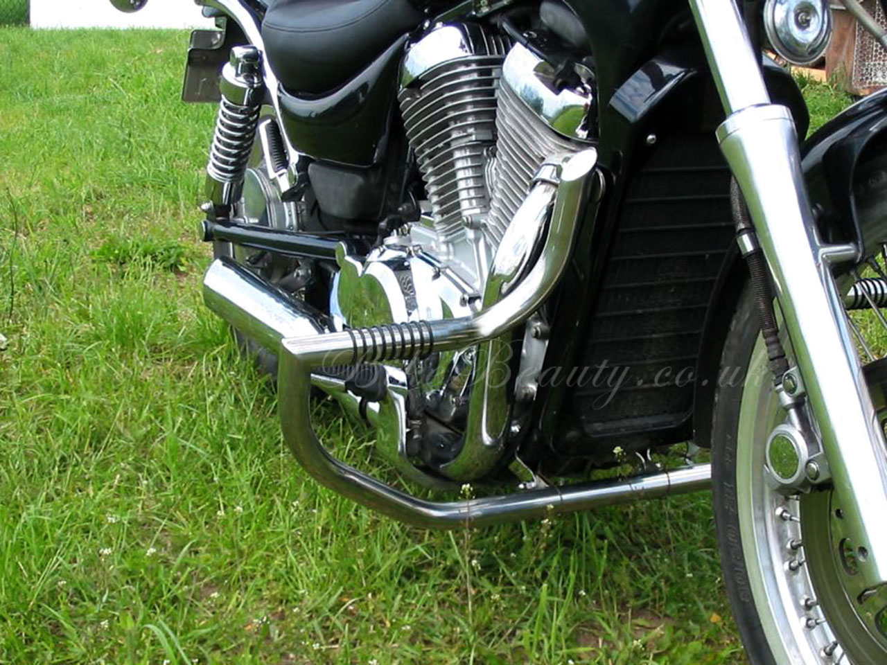 SUZUKI INTRUDER VS800 / S50 HIGHWAY ENGINE GUARD CRASH BAR WITH